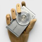 Sony Cybershot DSC-W830 Digital Camera - Image 5