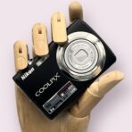 Nikon Coolpix S220 Digital Camera