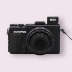 Olympus Stylus XZ-2 Digital Camera