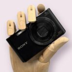 Sony Cybershot DSC-W830 Digital Camera - Image 2