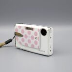 Fujifilm FinePix Z20fd Polka Dot Digital Camera - Image 4